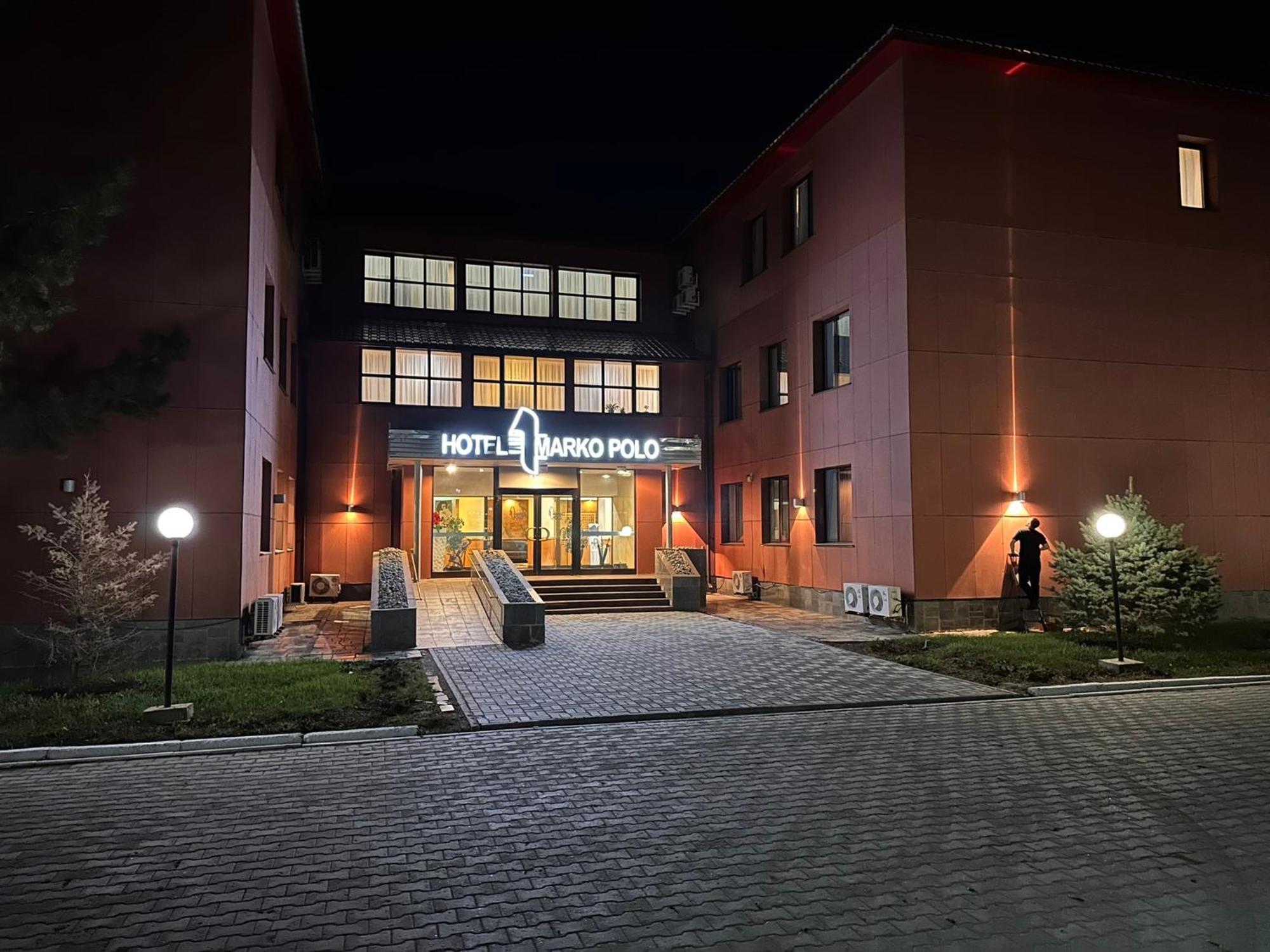 Marko Polo Hotel Aksay Екстериор снимка