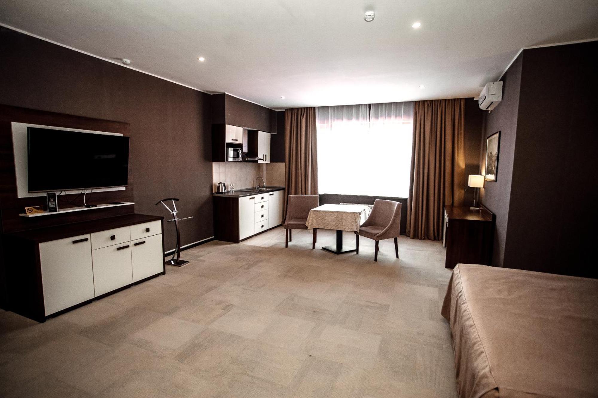 Marko Polo Hotel Aksay Екстериор снимка