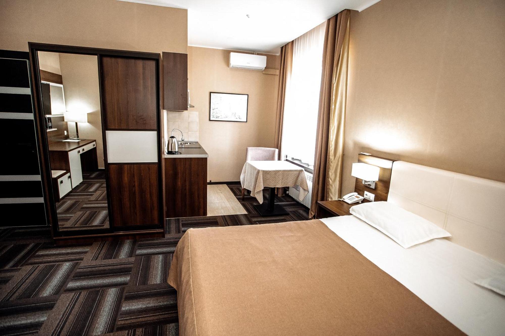 Marko Polo Hotel Aksay Екстериор снимка