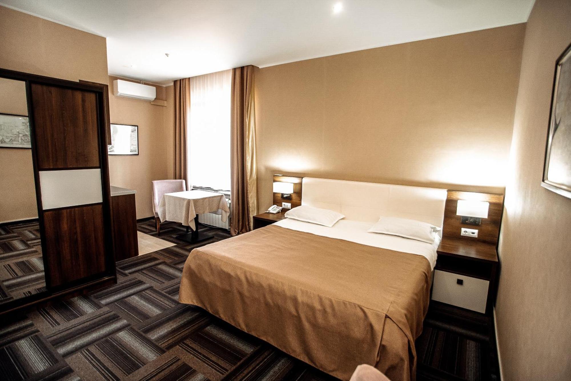 Marko Polo Hotel Aksay Екстериор снимка