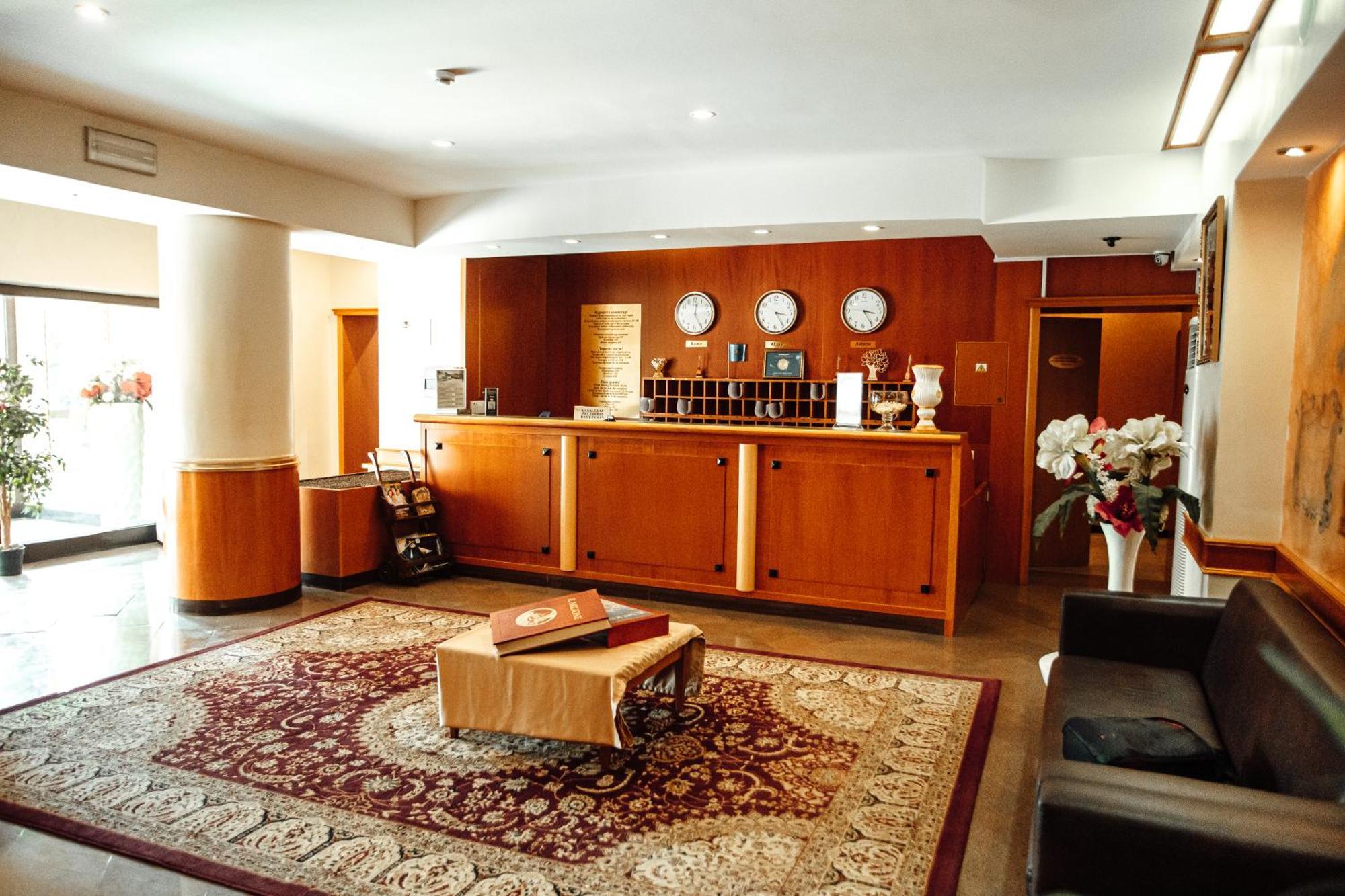 Marko Polo Hotel Aksay Екстериор снимка
