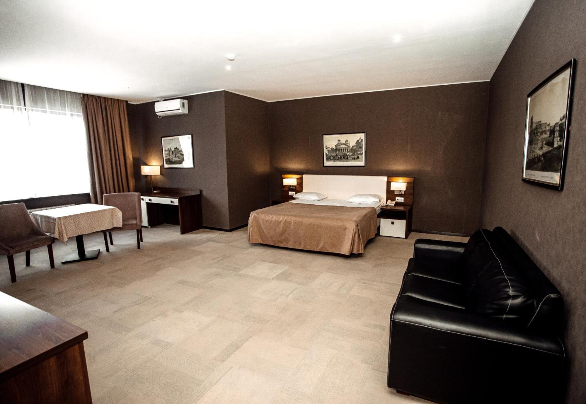 Marko Polo Hotel Aksay Екстериор снимка