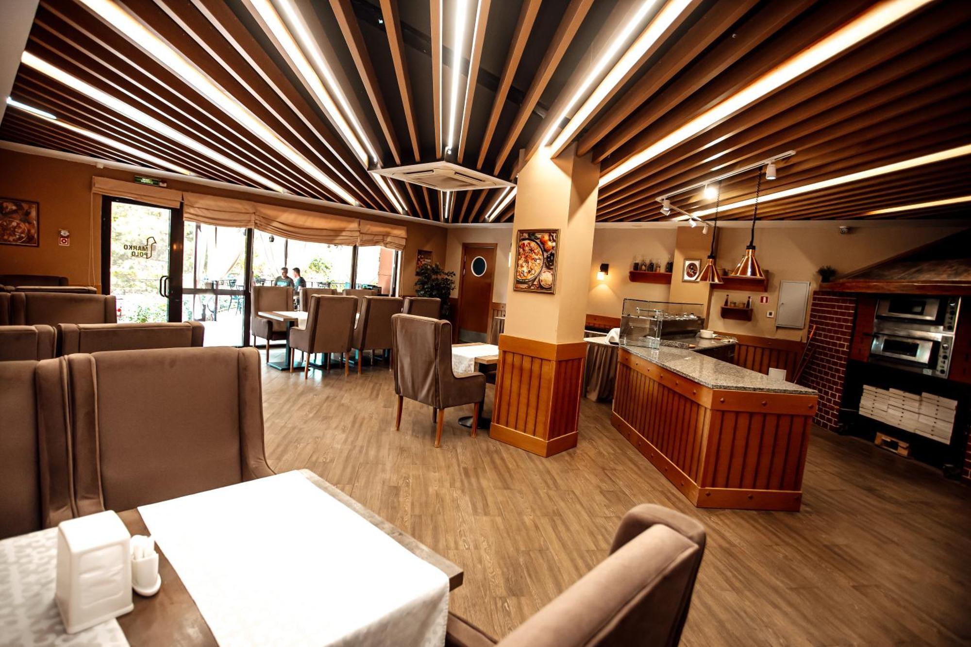 Marko Polo Hotel Aksay Екстериор снимка